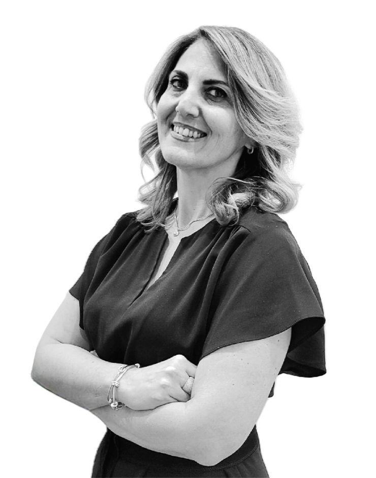 Cynthia Raffaelli - MARKETING & SALES DIRECTOR